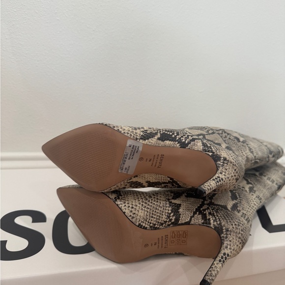 Schutz Maryana Snakeskin Knee- High boots - Picture 5 of 7